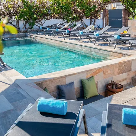Holiday Home In Albufeira With Private Pool البوفيرا